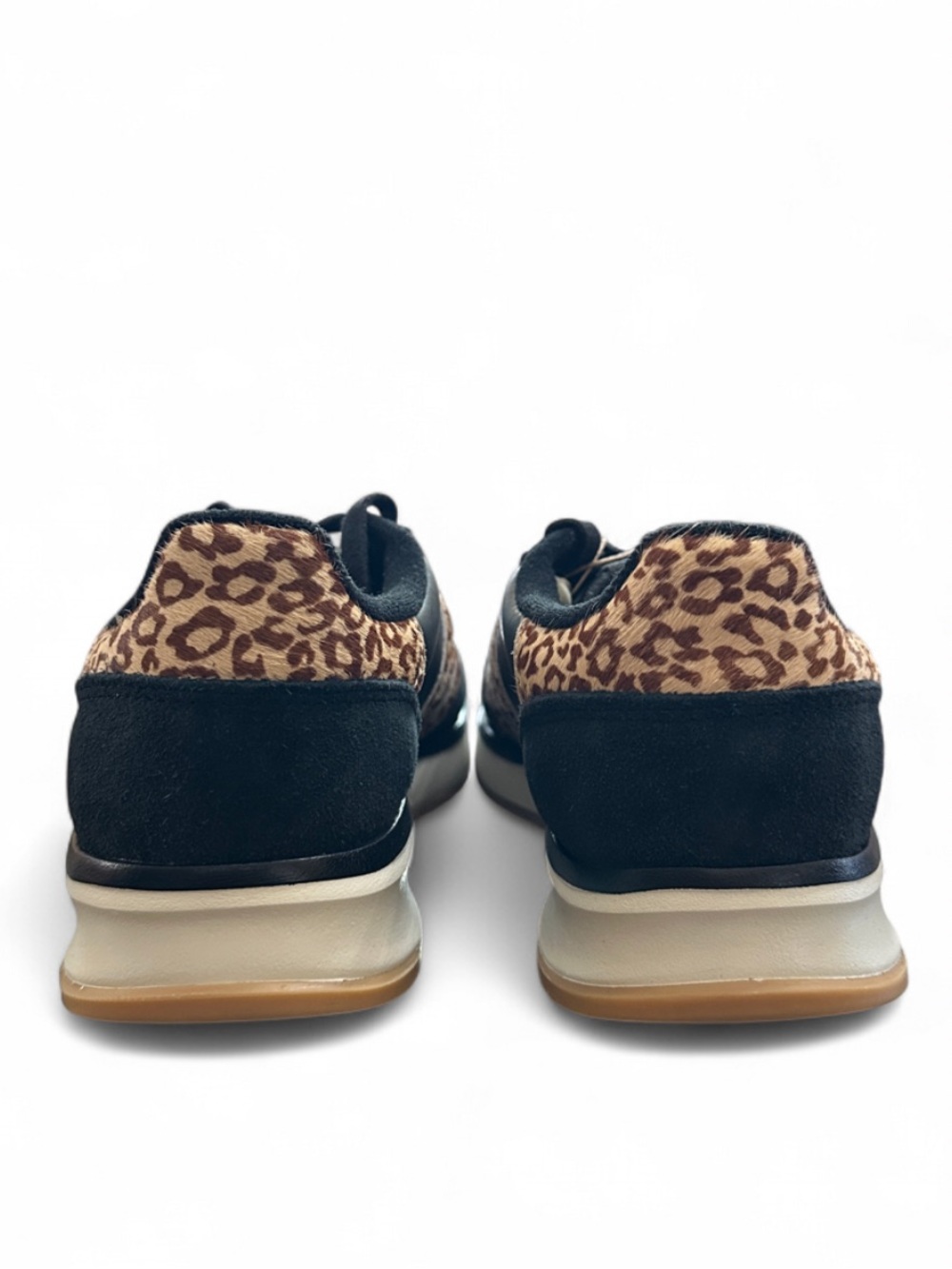 Adidas Run 70s 2.0 Suede/Leopard Print Low Sneakers Size US Women 10.5/ Men 9.5 - Picture 5 of 9